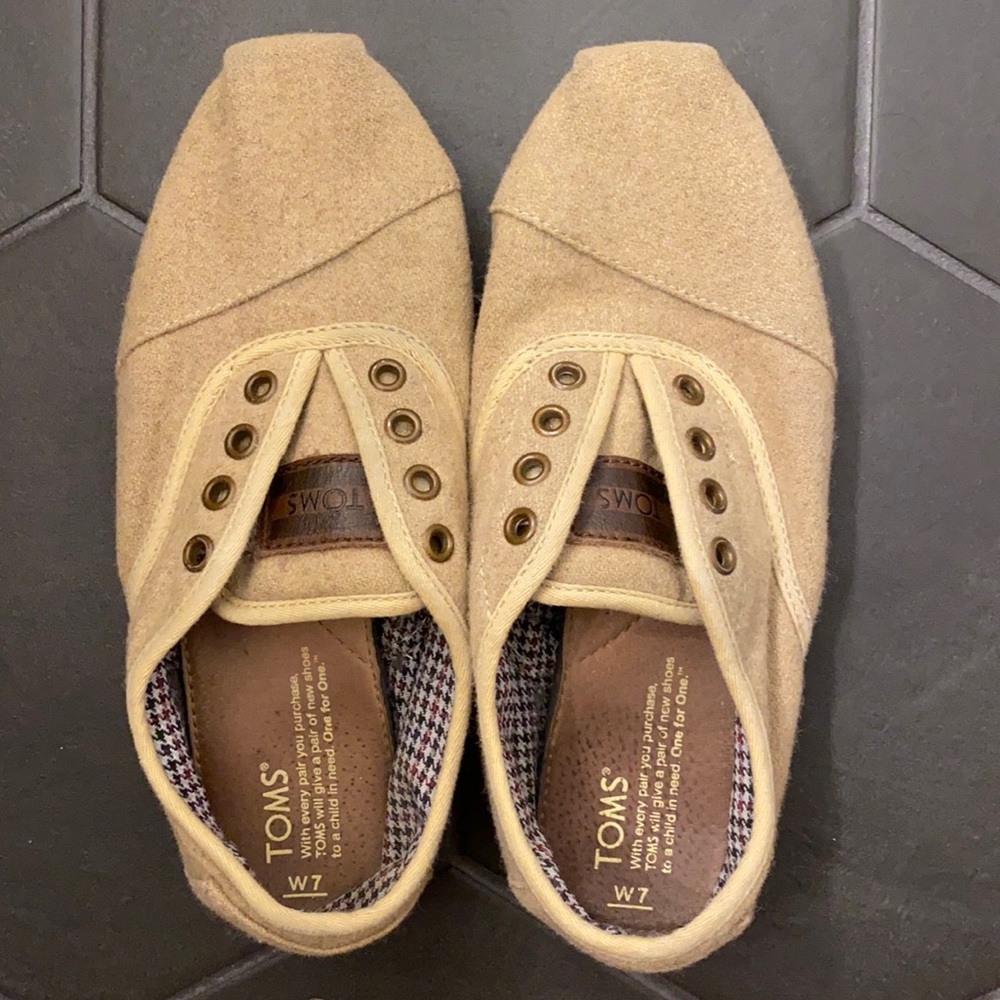 Tom’s tan wool slip on shoes